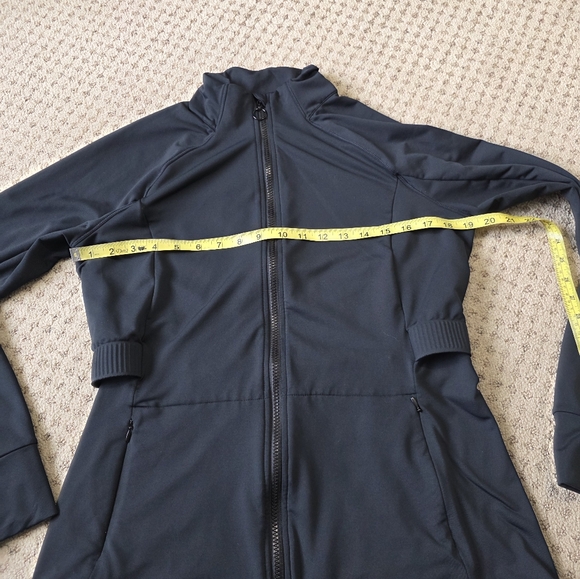 Fabletics trinity performance jacket - Picture 3 of 6